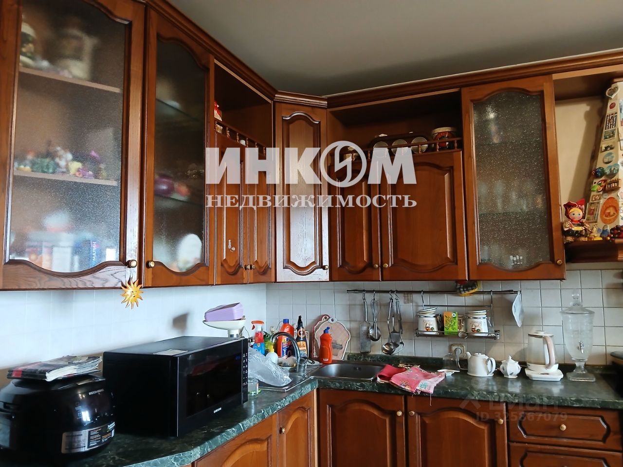 Продажа 3-комн квартиры на вторичном рынке Никулинская улица, 27