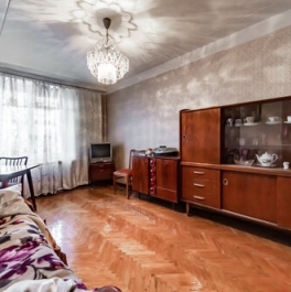 Продажа 4-комн квартиры на вторичном рынке Петергоф г, Разводная ул,  д. 4
