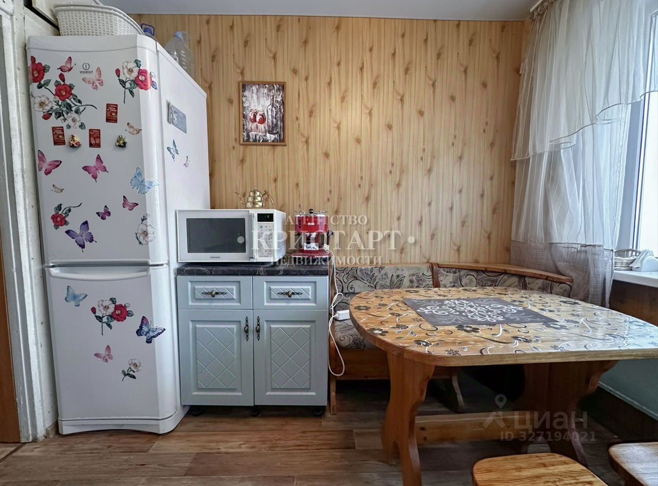 Продажа 2-комн квартиры на вторичном рынке пос. Торковичи, улица 1-я Железнодорожная, 7А