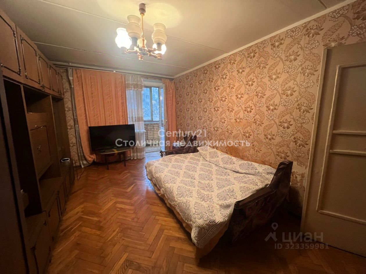 Продажа 2-комн квартиры на вторичном рынке Верхняя Красносельская улица, 8К2