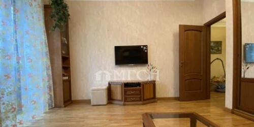 3-комн квартира Озерковский пер,  д. 10