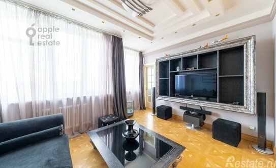 Продажа 5-комн квартиры на вторичном рынке Нахимовский пр-кт,  д. 56