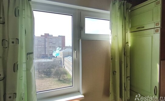 Продажа 3-комн квартиры на вторичном рынке Стачек пр-кт,  д. 192