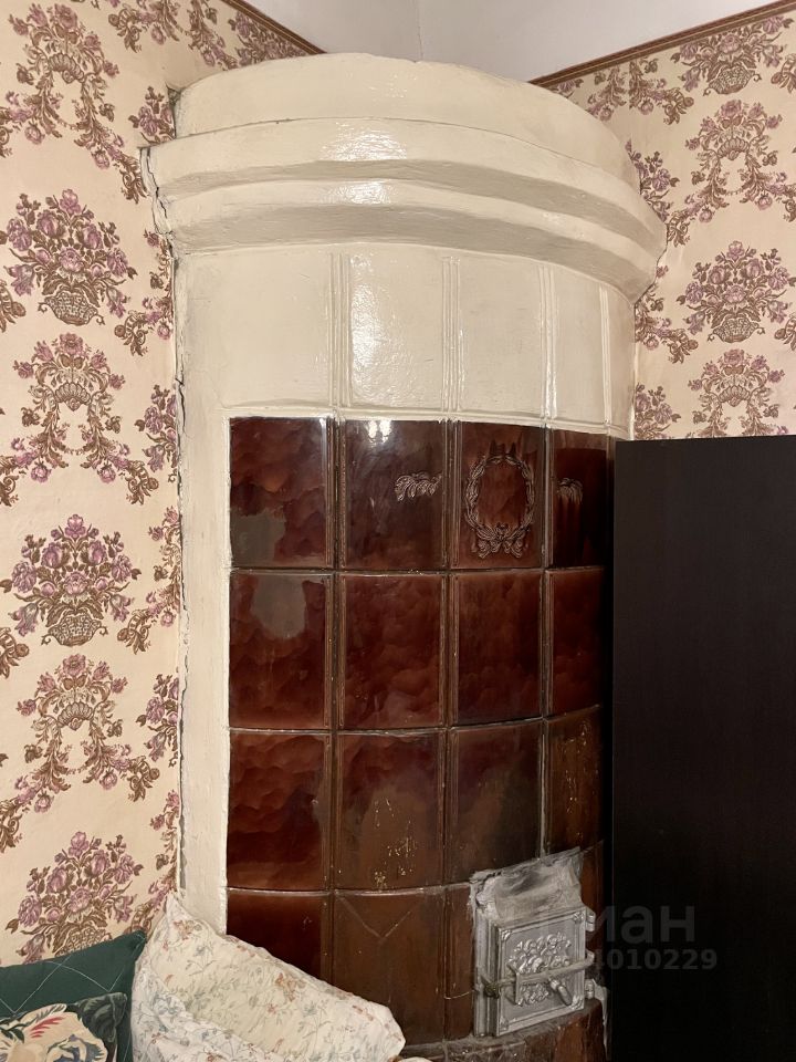 Продажа 2-комн квартиры на вторичном рынке Невский проспект, 108