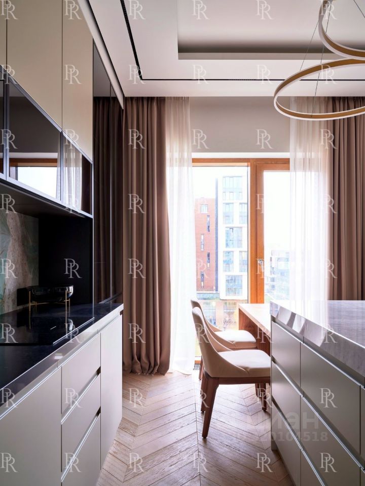 Продажа 3-комн квартиры на вторичном рынке улица Усачева, 13