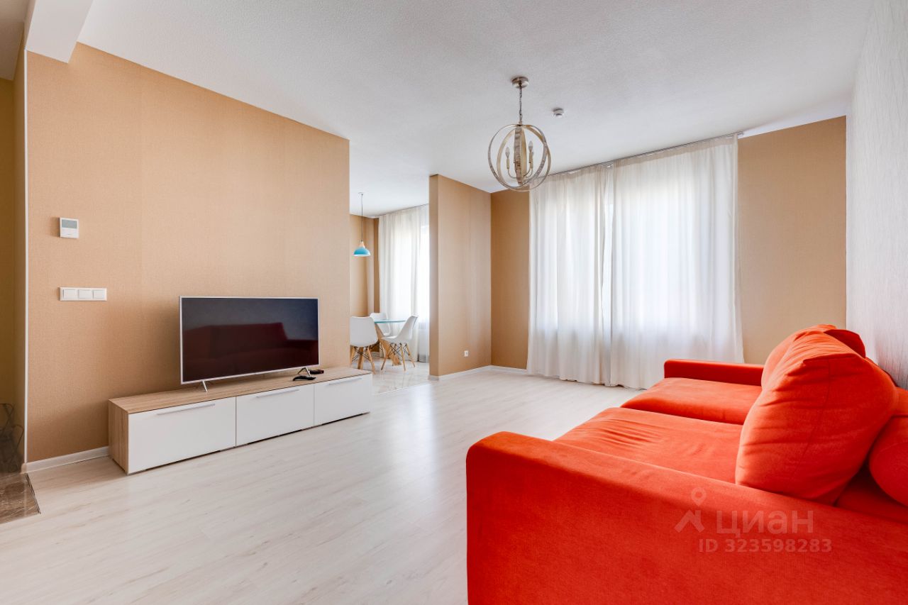 Аренда 2-комн квартиры на вторичном рынке набережная Обводного Канала, 108