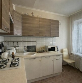 Продажа 1-комн квартиры на вторичном рынке ул Селезневская,  д. 30,  к. 3