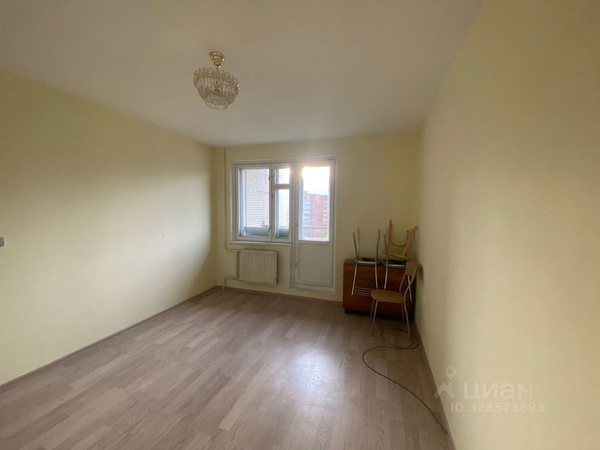 Продажа 2-комн квартиры на вторичном рынке проспект Авиаконструкторов, 11К1