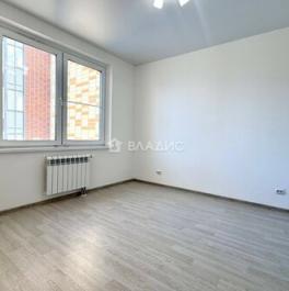 Продажа 3-комн квартиры на вторичном рынке Кварцевая ул,  д. 4 к1