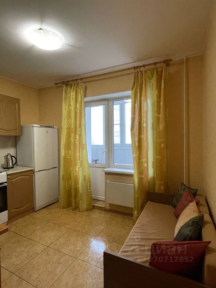 Аренда 1-комн квартиры на вторичном рынке Химки, проспект Мельникова, 12