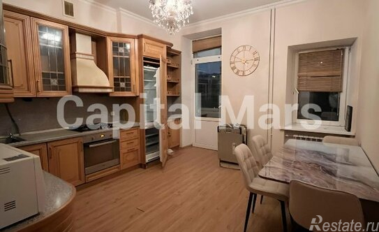 Аренда 4-комн квартиры на вторичном рынке улица Крымский Вал,  д. 4