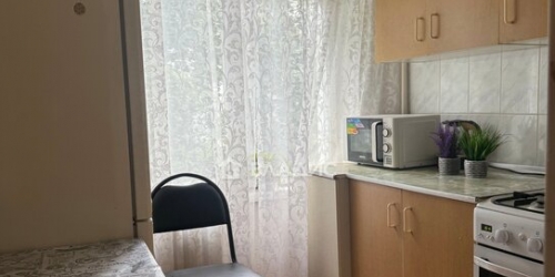 2-комн квартира улица Академика Комарова,  д. 5Б