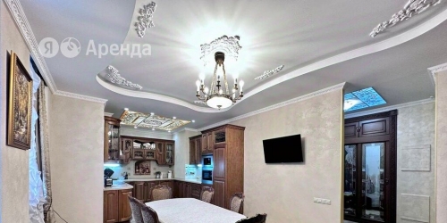 4-комн квартира Новозаводская улица,  д. 8