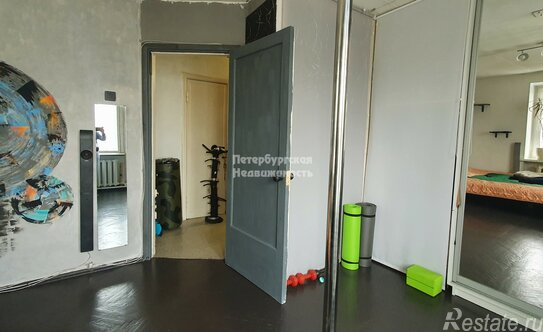 Продажа 1-комн квартиры на вторичном рынке Школьная улица,  д. 62