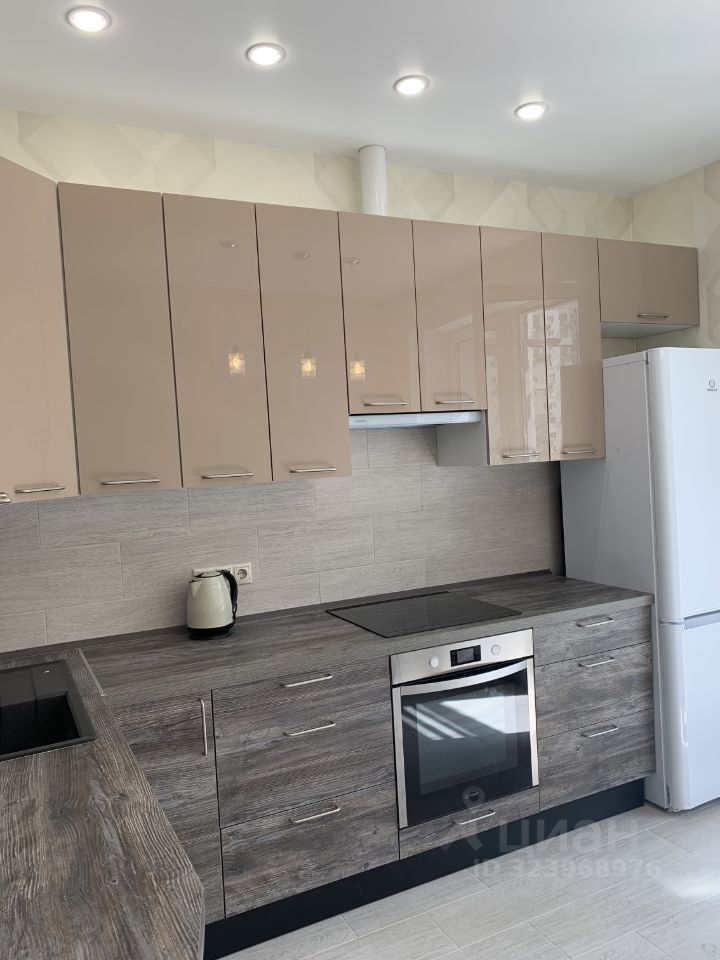 Продажа 1-комн квартиры на вторичном рынке Красногорск, бульвар Красногорский, 23к1