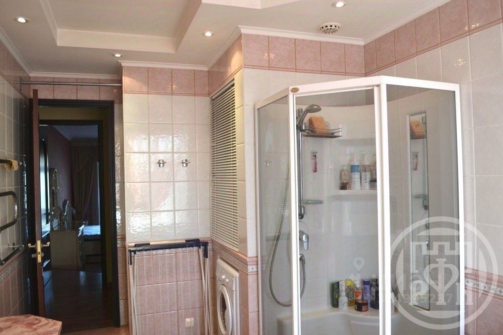 Продажа 3-комн квартиры на вторичном рынке Московский проспект, 153