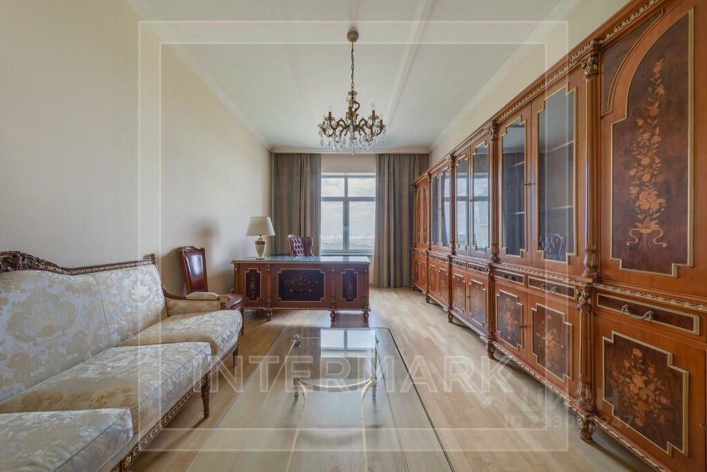 Продажа 4-комн квартиры на вторичном рынке улица Крылатские Холмы, 15К2