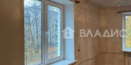 1-комн квартира пос. Металлострой, Центральная улица, 13