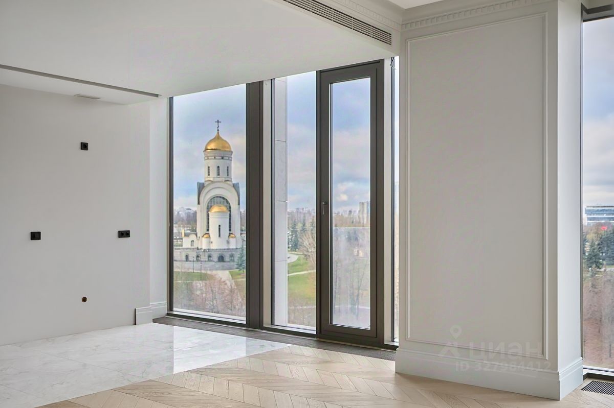 Продажа 4-комн квартиры на вторичном рынке улица Братьев Фонченко, вл3