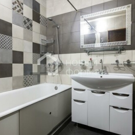 Продажа 2-комн квартиры на вторичном рынке улица Юннатов,  д. 17 к1