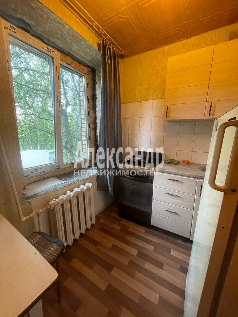 Продажа 1-комн квартиры на вторичном рынке Беломорская ул. ,  д. 16