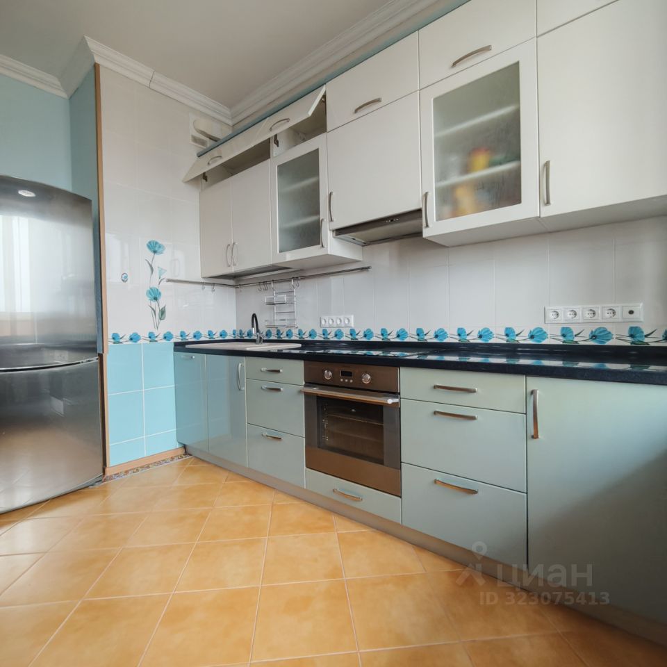 Продажа 3-комн квартиры на вторичном рынке Малаховка пгт, улица Кирова, 4