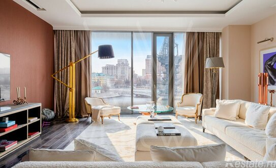 Продажа 2-комн квартиры на вторичном рынке Пречистенская наб,  д. 17