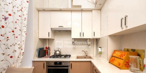 2-комн квартира улица Достоевского,  д. 27