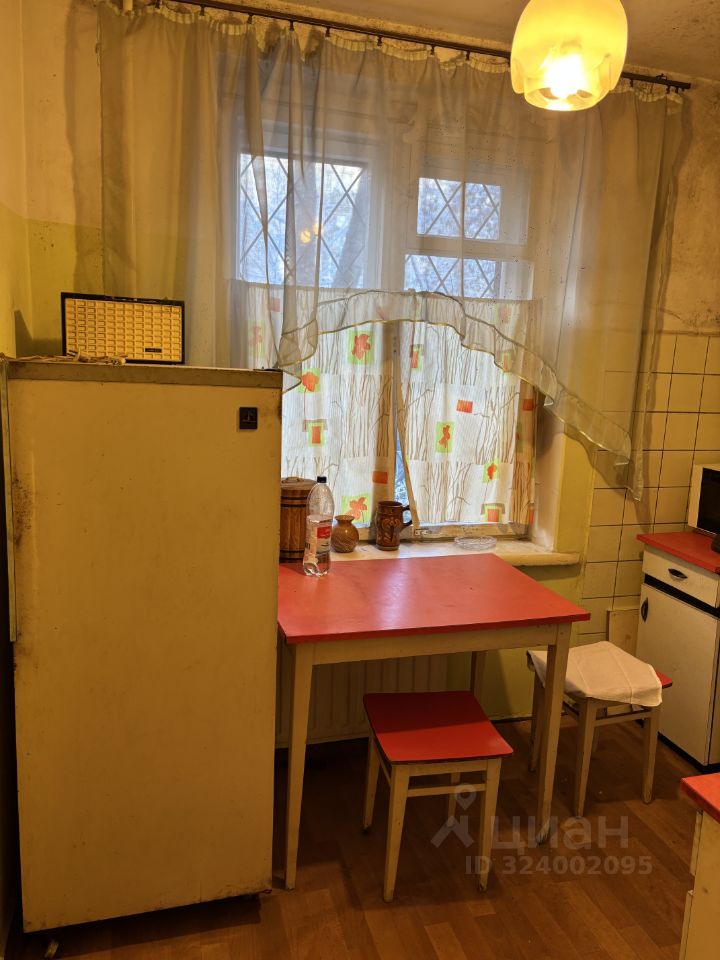 Продажа 2-комн квартиры на вторичном рынке Штурманская улица, 22К2