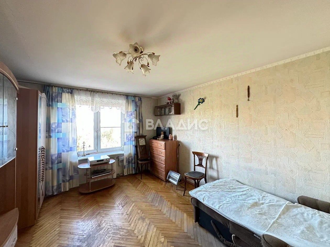 Продажа 3-комн квартиры на вторичном рынке проспект Просвещения, 84К1