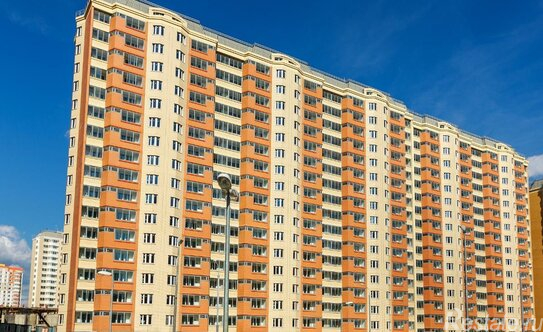 Продажа 2-комн квартиры на вторичном рынке ул Вертолётчиков,  д. 13