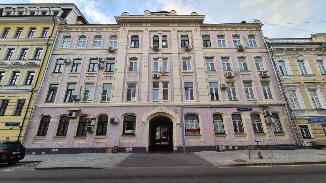 Продажа 2-комн квартиры на вторичном рынке Садовническая улица, 11С10