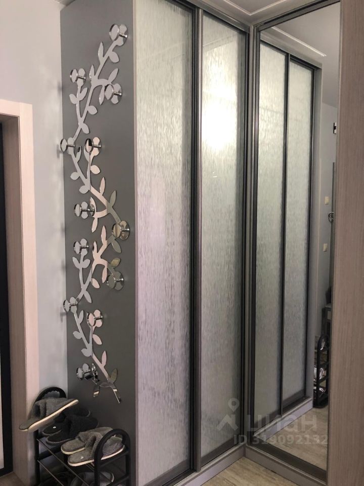 Продажа 1-комн квартиры на вторичном рынке Константа тер., с. Константиново, 5