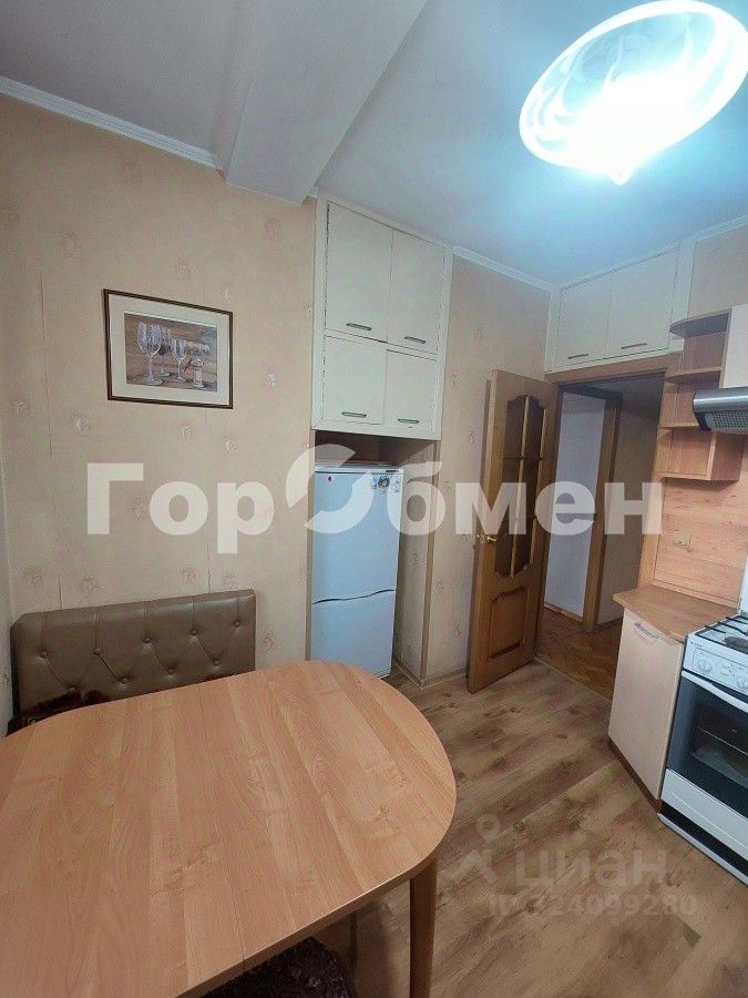 Продажа 2-комн квартиры на вторичном рынке Чусовская улица, 5