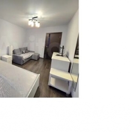 Продажа 1-комн квартиры на вторичном рынке Нахабино, ул Володарского,  д. 5А