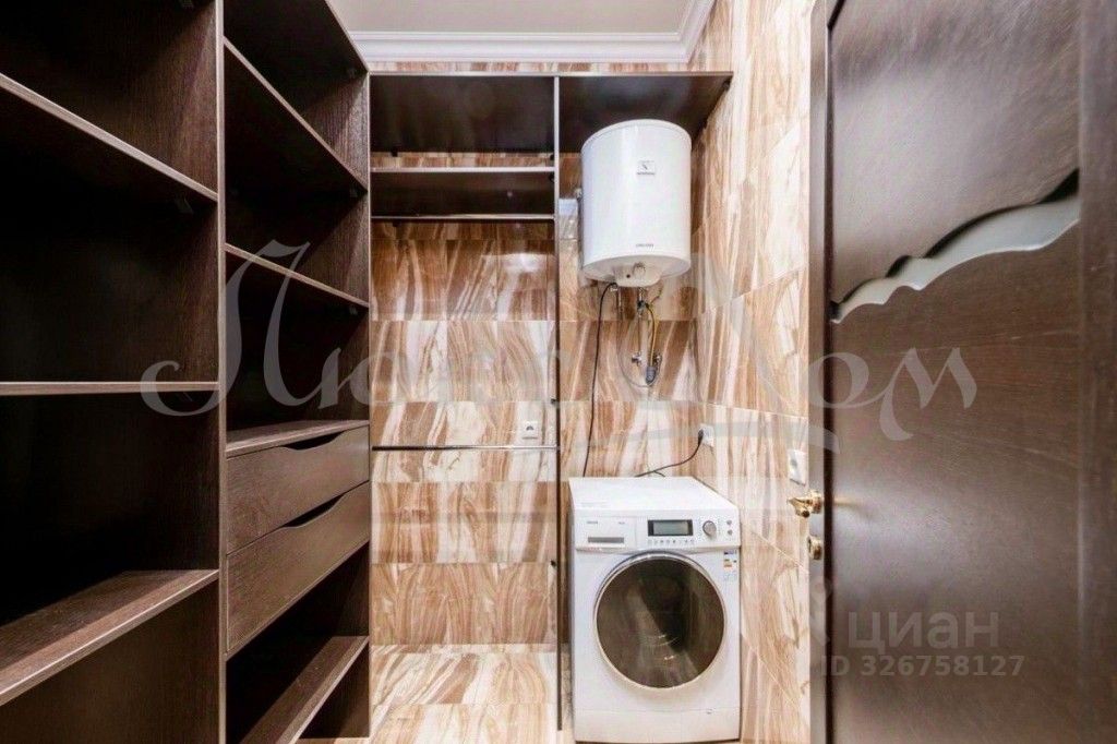 Продажа 2-комн квартиры на вторичном рынке улица Льва Толстого, 23к1