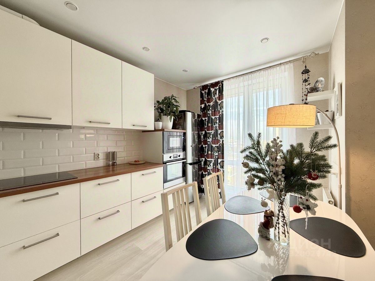 Продажа 3-комн квартиры на вторичном рынке Киевская улица, 6к2