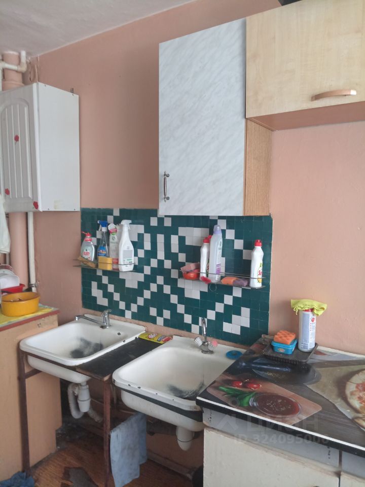 Продажа комнаты Колпино, Заводской проспект, 60