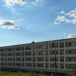 Продажа 3-комн квартиры на вторичном рынке ул Интернациональная,  д. 8