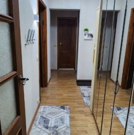 Аренда 2-комн квартиры на вторичном рынке ул Маршала Захарова,  д. 14,  к. 1