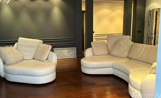 Аренда 4-комн квартиры на вторичном рынке улица Дунаевского,  д. 7