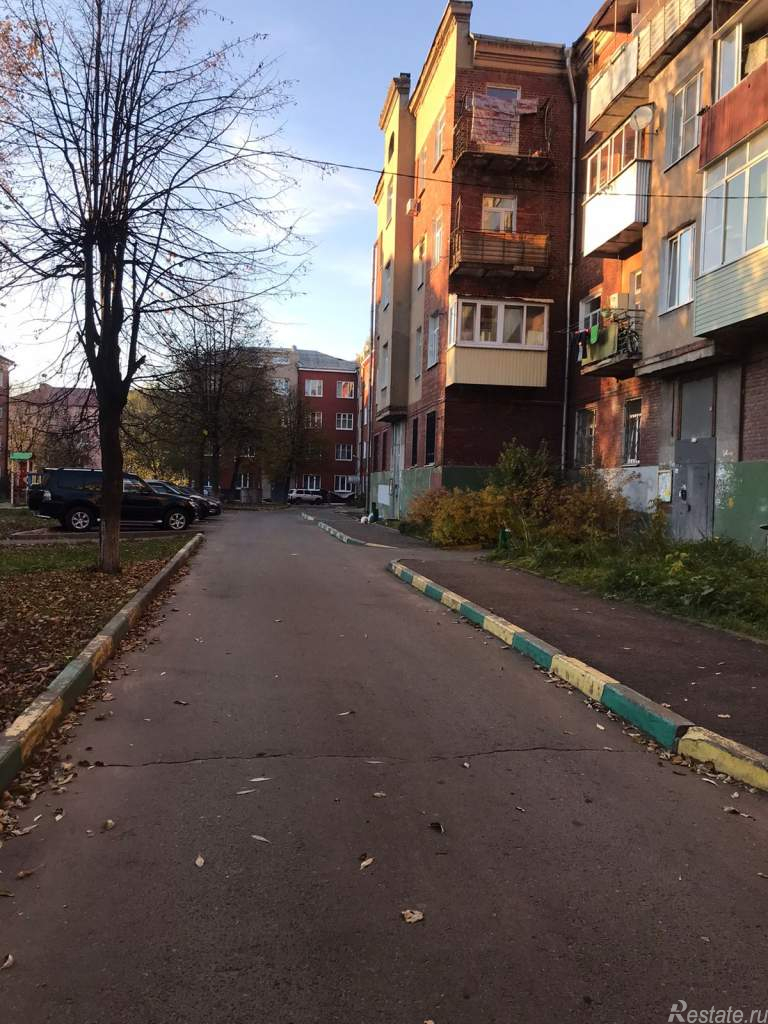 Продажа 4-комн квартиры на вторичном рынке Серпухов, Народного Ополчения, 39