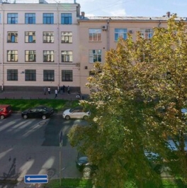 Продажа 4-комн квартиры на вторичном рынке 20-я линия