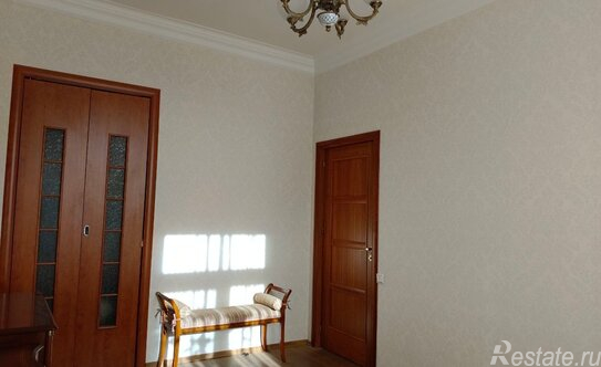 Продажа 4-комн квартиры на вторичном рынке Московский пр-кт