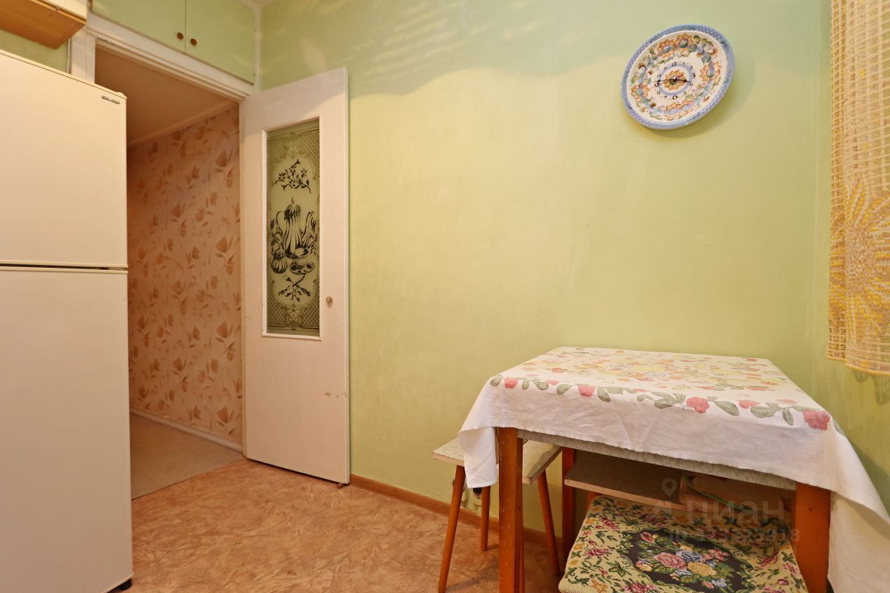 Продажа 2-комн квартиры на вторичном рынке Востряковский проезд, 5К2