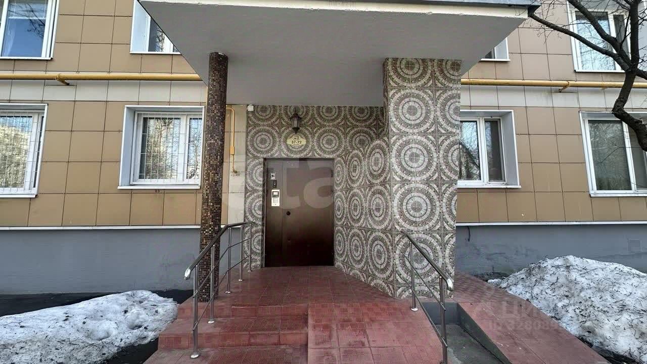 Продажа 3-комн квартиры на вторичном рынке улица Академика Волгина, 25К2