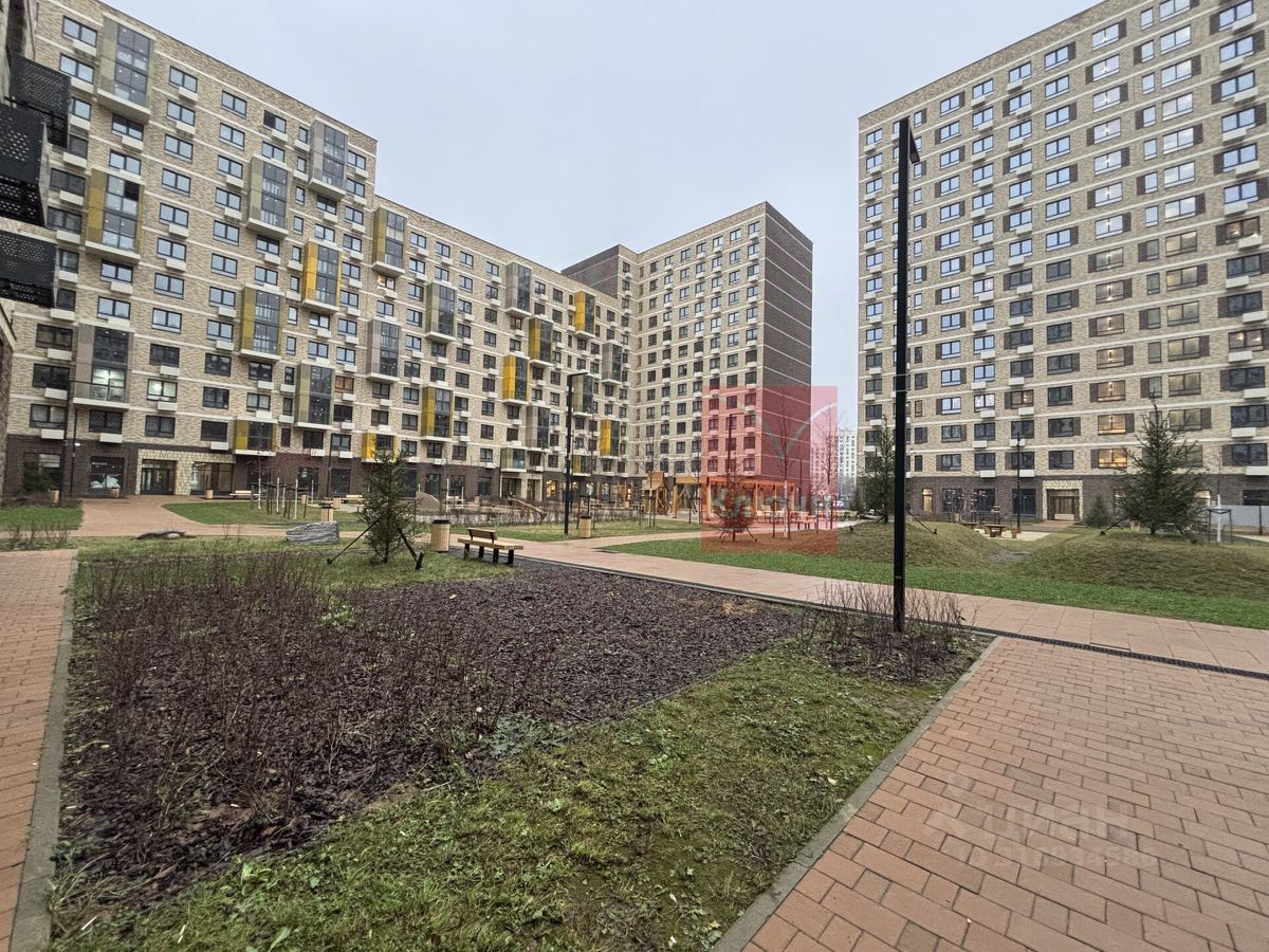 Продажа 4-комн квартиры на вторичном рынке улица Алхимовская, 1к2