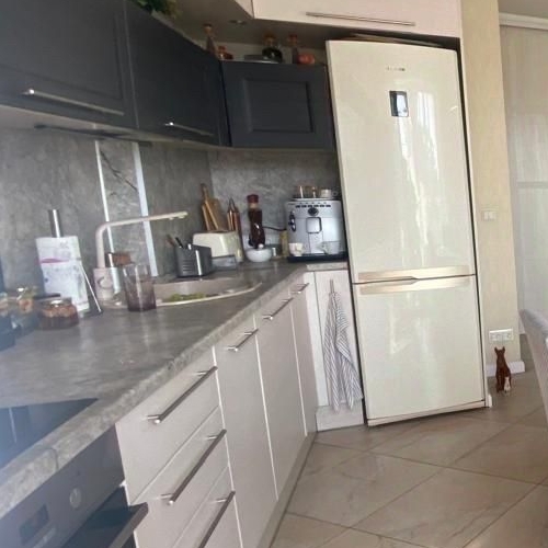 4-комн квартира улица Маршала Тухачевского, 13