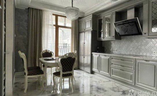 Аренда 4-комн квартиры на вторичном рынке улица Мира,  д. 37