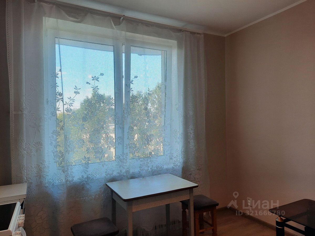 Продажа 2-комн квартиры на вторичном рынке улица Коммуны, 50
